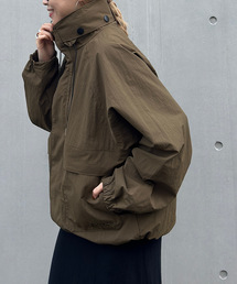 OUTDOOR PRODUCTS | アスレチックブルゾン(マウンテンパーカー)