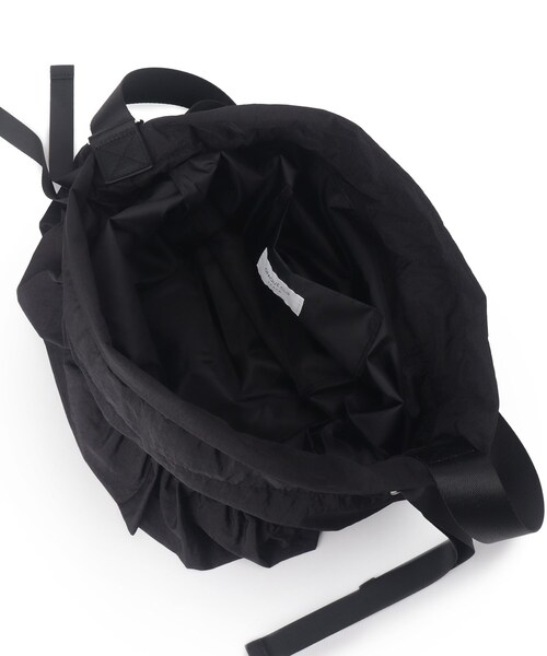 OPAQUE.CLIP（オペークドットクリップ）の「◆【2WAY／A4サイズ対応】ドロストリボンフリルティアードショルダーバッグ（ショルダーバッグ・レディース・ベージュ/ブラック/グレー・00）」の11枚目の写真