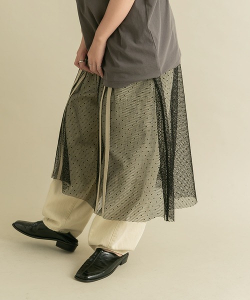 KBF（ケイビーエフ）の「メッシュラインレイヤードスカート（スカート・レディース・ブラック/オフホワイト・ONE）」の4枚目の写真
