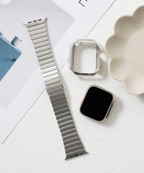emonique(エモニーク)の「スマートウォッチバンド付きケース Apple Watch バンド【49mm対応】(デジタル腕時計・レディース・ゴールド/シルバー/ブラック・49)」の3枚目の写真