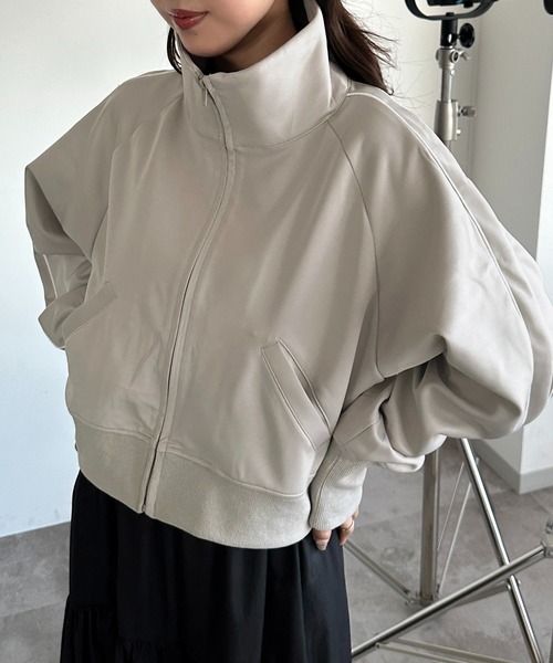 apres jour mignon(アプレジュールミニョン)の「アソートトラックジャケット【ZOZOTOWN限定アイテム】(ジャージ・レディース・ブラック/パープル/カーキ/ブラック系その他/グレイッシュベージュ・X-LARGE/フリー)」の22枚目の写真