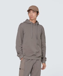 Basic pocket hoodie