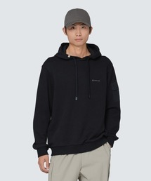 Basic pocket hoodie