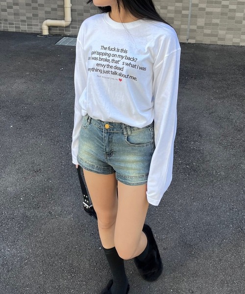 fiere(フィエール)の「韓国っぽテキストロンT/長袖Tシャツ(Tシャツ/カットソー・レディース・ホワイト・MEDIUM/LARGE/SMALL/X-LARGE)」の4枚目の写真