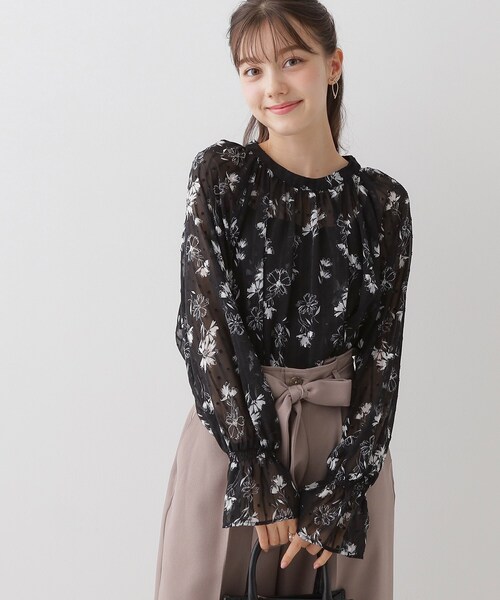 美品 Couture Brooch フラワープリント エプロン 38 Mサイズ □70％OFF