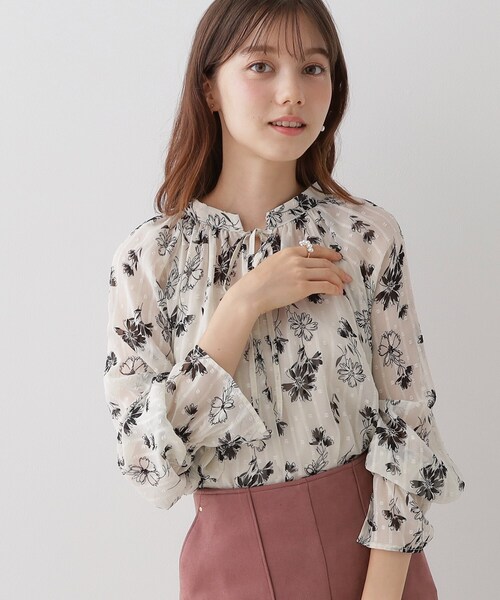 couture brooch（クチュールブローチ）の「◆【洗える・大人フェミニン】フラワージャカードブラウス（シャツ/ブラウス・レディース・ブラック系/ホワイト系3・38/40/42）」の7枚目の写真