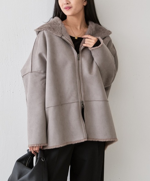 Lui's（ルイス）の「フェイクムートンコクーンフードコート（その他アウター・レディース・チャコールグレー/アイボリー/ベージュ・FREE）」の21枚目の写真