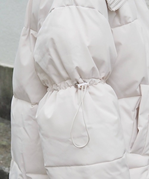 tiptop(ティップトップ)の「フェイクダウン襟リブブルゾン(ダウンジャケット/コート・レディース・アイボリー/ブラック・FREE)」の13枚目の写真