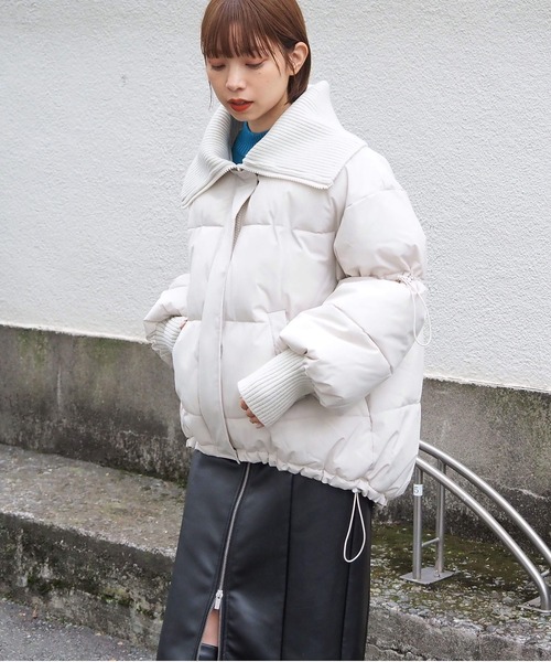 tiptop(ティップトップ)の「フェイクダウン襟リブブルゾン(ダウンジャケット/コート・レディース・アイボリー/ブラック・FREE)」の7枚目の写真