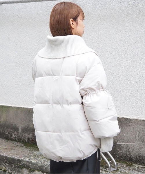 tiptop(ティップトップ)の「フェイクダウン襟リブブルゾン(ダウンジャケット/コート・レディース・アイボリー/ブラック・FREE)」の8枚目の写真