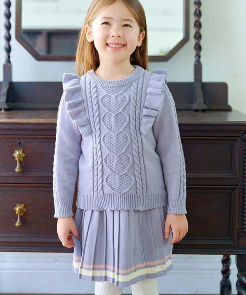 ANY（エニィ）の「肩フリルハートケーブルニット（ニット/セーター・キッズ・サックスブルー系/ピンク系/アイボリー系・140/150/160）」の5枚目の写真