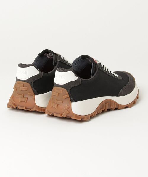 CAMPER（カンペール）の「[カンペール] DRIFT TRAIL / スニーカー（スニーカー・レディース・ブラック・25.0cm/23.5cm/24.0cm/23.0cm/22.5cm/25.5cm）」の7枚目の写真