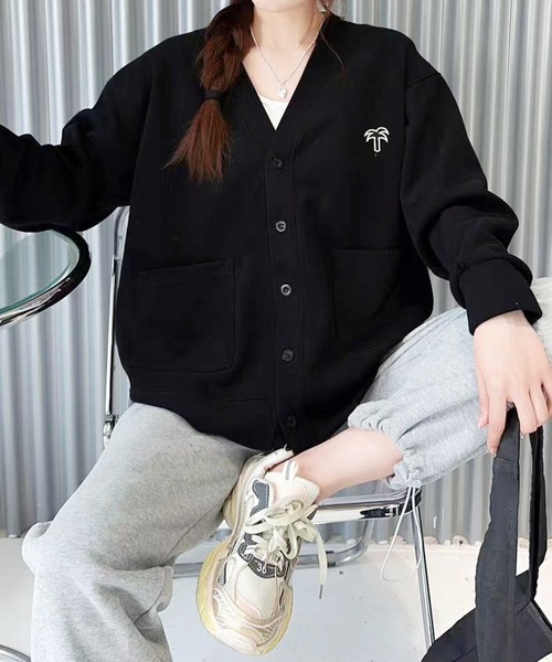 aimoha（アイモハ）の「Vネックスナップボタンブルゾン（ブルゾン・レディース・ブラック/チョコ/ライトベージュ/ダークグレー・FREE）」の2枚目の写真