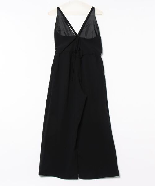 Liyoca（リヨカ）の「ﾀﾞﾌﾞﾙｸﾛｽｻﾛﾍﾟｯﾄ（サロペット/オーバーオール・レディース・ブラック/グレイッシュベージュ・FREE）」の3枚目の写真