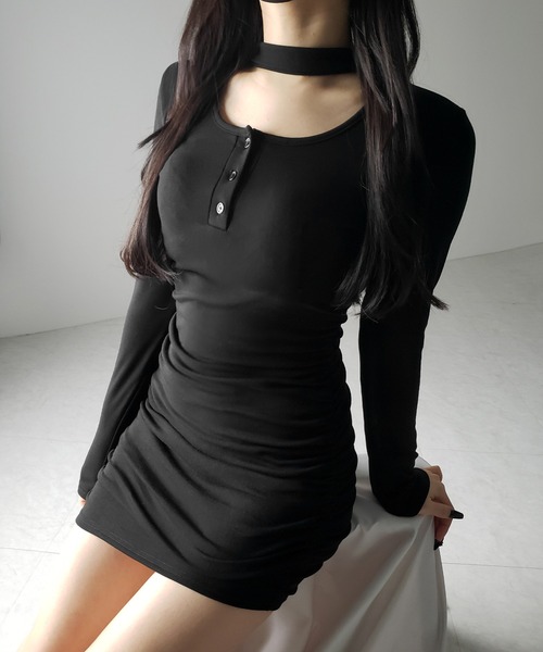 me+em select(ミームセレクト)の「※※【 3color / 裏起毛 】チョーカーネックシャーリングミニワンピース / choker neck shirring mini onepiece(ワンピース・レディース・グレー/ブラック/アイボリー・FREE)」の2枚目の写真