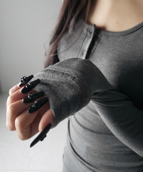 me+em select(ミームセレクト)の「※※【 3color / 裏起毛 】チョーカーネックシャーリングミニワンピース / choker neck shirring mini onepiece(ワンピース・レディース・グレー/ブラック/アイボリー・FREE)」の4枚目の写真