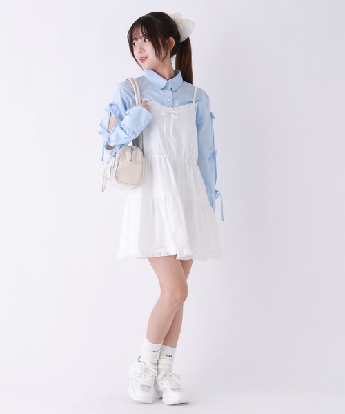 repipi armario（レピピ アルマリオ）の「フリルティアードキャミワンピース（ワンピース・キッズ・ブラック/ホワイト・LARGE/MEDIUM）」の5枚目の写真