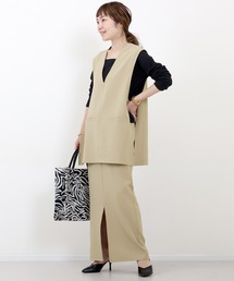 Aletta vita（アレッタビータ）の「エステルスパンサイドベルトVネックベスト（ベスト）」