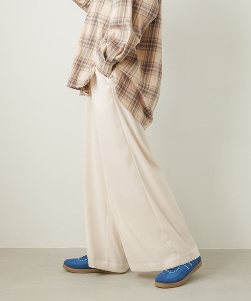 BAYFLOW（ベイフロー）の「[春先まで使える]リラックスワイドパンツ（その他パンツ・レディース・ブラック/グレイッシュベージュ/コーラルピンク/アイボリー・SMALL/MEDIUM）」の13枚目の写真