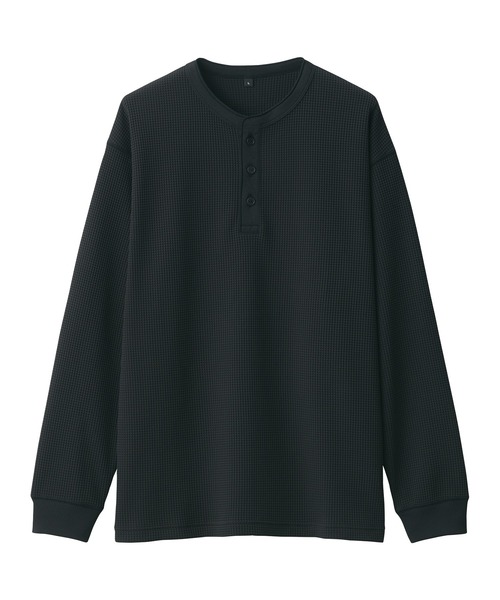 無印良品（ムジルシリョウヒン）の「紳士　ＵＶカット乾きやすいワッフルヘンリーネック長袖Ｔシャツ（Tシャツ/カットソー・メンズ・オフホワイト/ブラック/ダークグレー/サンドベージュ・S/M/L/XL）」の15枚目の写真