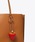 TORY BURCH�i�g���[�o�[�`�j�́u�X�g���x���[ �L�[�����O�i�L�[�z���_�[�j�v�b���̑�