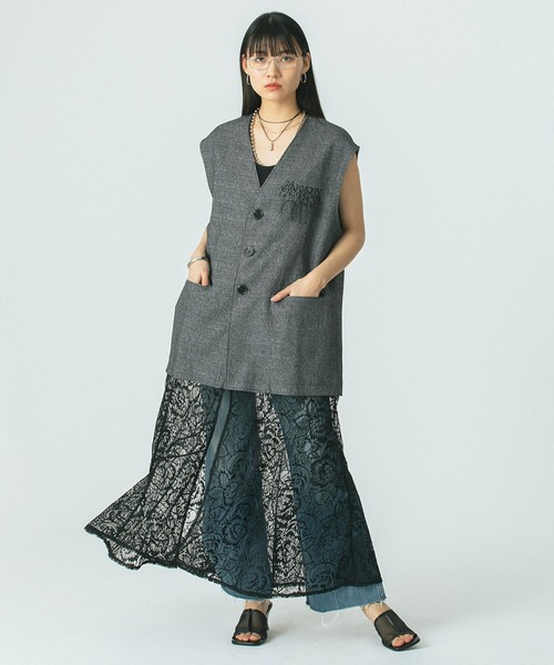 OKIRAKU（オキラク）の「(OKIRAKU×ROSE BUD)3WAY LACE SKIRT VEST DRESS（ワンピース・レディース・ベージュ/グレー・ONE SIZE）」の7枚目の写真