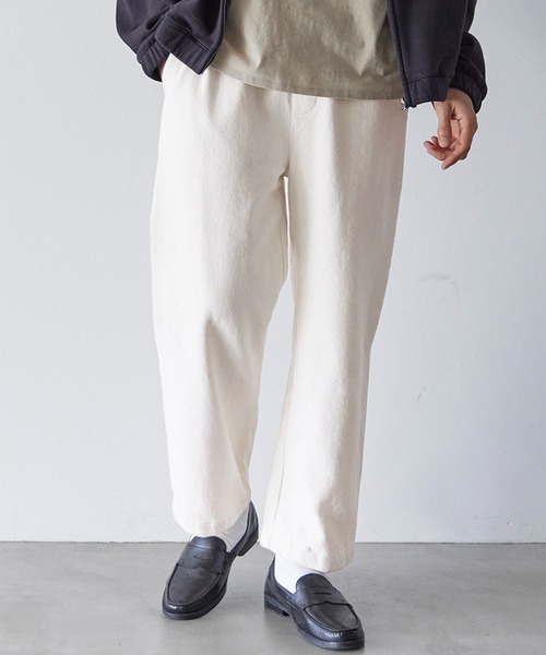 coca（coca）（コカ）の「度甘デニムリラックスイージーパンツ（デニムパンツ・メンズ・アイボリー/ブルー・M/L/XL）」の2枚目の写真