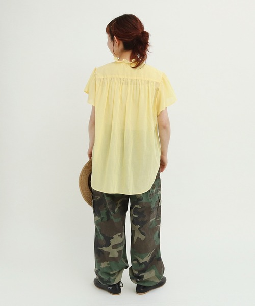Dot&Stripes CHILD WOMAN(ドットアンドストライプス チャイルドウーマン)の「☆フリル襟 ヨークブラウス(シャツ/ブラウス・レディース・イエロー/ネイビー・FREE)」の8枚目の写真