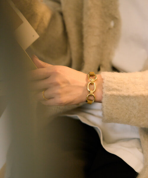 ear PAPILLONNER（イアパピヨネ）の「トップチェーンレザーブレスレット（ブレスレット・レディース・ホワイト/キャメル・FREE）」の13枚目の写真