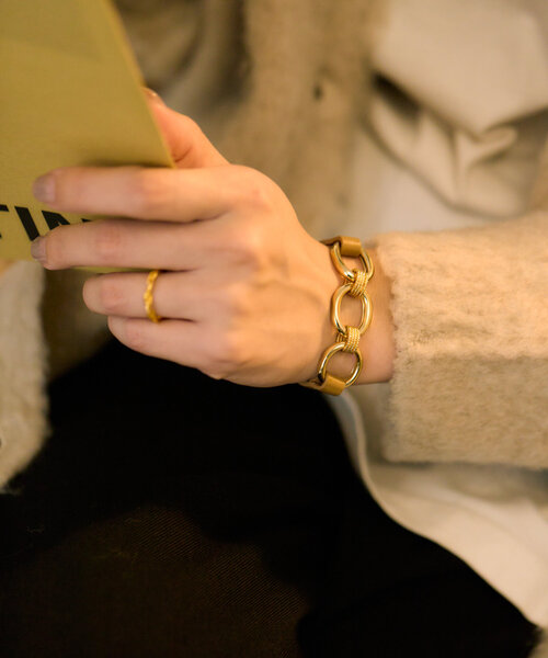 ear PAPILLONNER（イアパピヨネ）の「トップチェーンレザーブレスレット（ブレスレット・レディース・ホワイト/キャメル・FREE）」の14枚目の写真