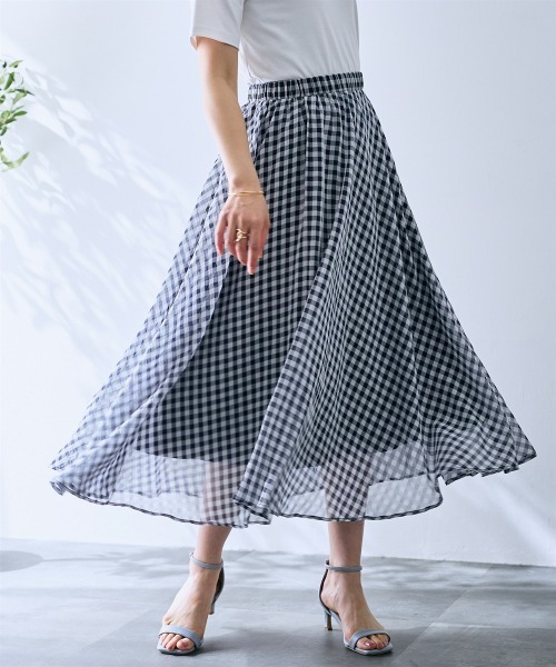 SMILE LAND(スマイルランド)の「ギンガムチェックフレアスカート<大きいサイズ有>【OtonaSMILE】(スカート・レディース・ダークネイビー・M/L/LL/3L/4L)」の1枚目の写真