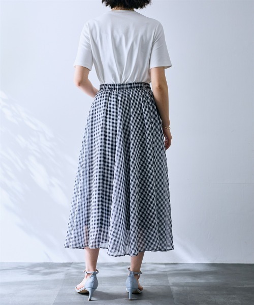 SMILE LAND(スマイルランド)の「ギンガムチェックフレアスカート<大きいサイズ有>【OtonaSMILE】(スカート・レディース・ダークネイビー・M/L/LL/3L/4L)」の8枚目の写真