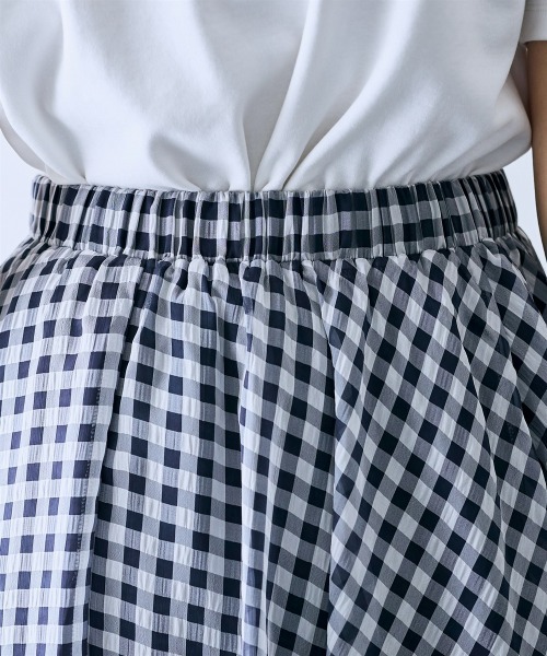 SMILE LAND(スマイルランド)の「ギンガムチェックフレアスカート<大きいサイズ有>【OtonaSMILE】(スカート・レディース・ダークネイビー・M/L/LL/3L/4L)」の12枚目の写真