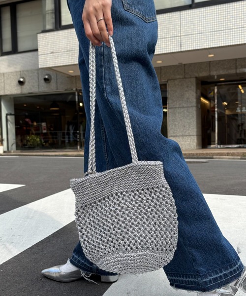 CIAOPANIC TYPY(チャオパニックティピー)の「【2025年S/S新作】カラビナ付きメタリックヤーンBAG(トートバッグ・レディース・ガンメタ/ゴールド/シルバー・ONE SIZE)」の18枚目の写真