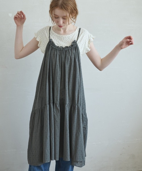 Crisp（クリスプ）の「ドビーティアードミニキャミワンピース（ワンピース・レディース・ホワイト/イエロー/チャコールグレー/レッド・FREE）」の2枚目の写真