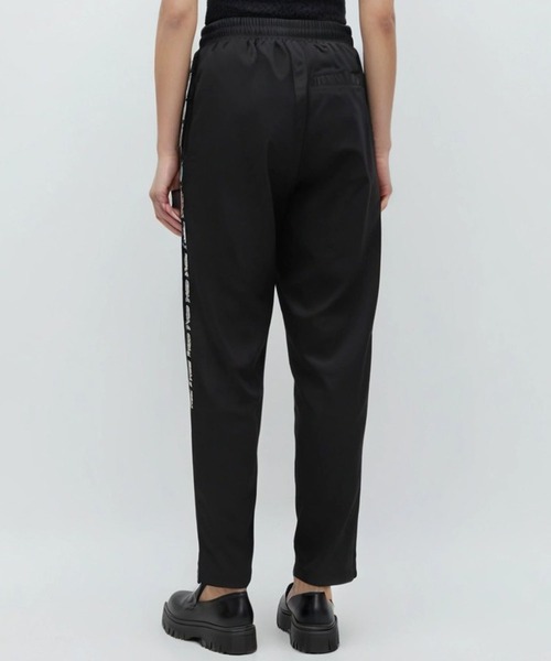 Kappa（カッパ）の「Kappa カッパ メッシュ ロングパンツ ロゴ入り テープパンツ 軽量 ドローコード付き 66cm丈 ボトムス（その他パンツ・レディース・アイボリー/ピンク/ネイビー/ブラック・M/LL/L）」の6枚目の写真