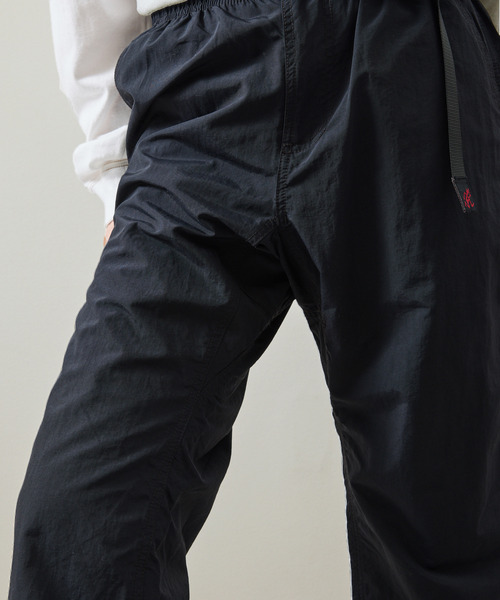 And A（アンドエー）の「Gramicci グラミチ / NYLON TRACK PANT 撥水防風ナイロントラックパンツ / G4SM-P119（その他パンツ・メンズ・オリーブ/ネイビー/ベージュ系その他/ブラック・SMALL/X-LARGE/LARGE/MEDIUM）」の21枚目の写真