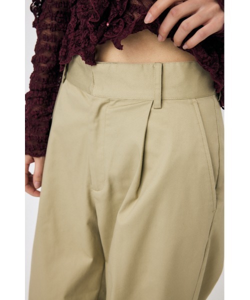 MOUSSY（マウジー）の「DROP WAIST チノパンツ（チノパンツ・レディース・ベージュ・1/2）」の17枚目の写真