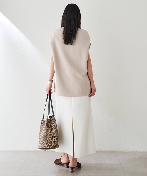 Whim Gazette（ウィムガゼット）の「ホールガーメントプルオーバー（ニット/セーター・レディース・ベージュ/グレイッシュベージュ/ブラック/ネイビー/キャメル・FREE）」の18枚目の写真