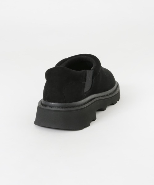 UGG(アグ)の「UGG M TASMAN LUG(その他シューズ・メンズ・ブラック・26/27/28)」の4枚目の写真