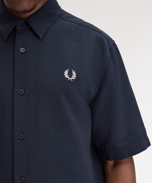 【新品未使用】フレッド ペリー クルーネックシアサッカーシャツ セール】Seersucker Shirt／シアサッカーシャツ（シャツ
