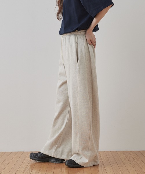 Unblend(アンブレンド)の「【Unblend】ドローコード カーブシルエット スウェットパンツ(スウェットパンツ・レディース・ネイビー/オートミール・FREE)」の6枚目の写真