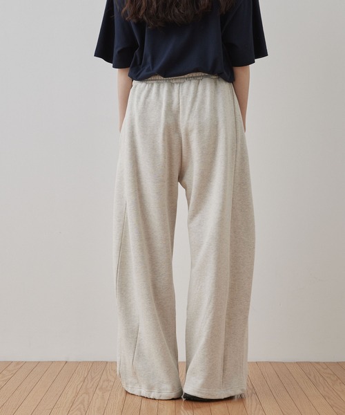 Unblend(アンブレンド)の「【Unblend】ドローコード カーブシルエット スウェットパンツ(スウェットパンツ・レディース・ネイビー/オートミール・FREE)」の7枚目の写真