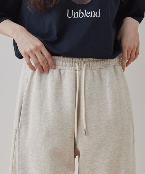 Unblend(アンブレンド)の「【Unblend】ドローコード カーブシルエット スウェットパンツ(スウェットパンツ・レディース・ネイビー/オートミール・FREE)」の19枚目の写真