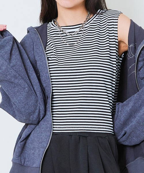 GORGE(ゴージ)の「《短丈×シンプル映え》万能タンク/1枚でもレイヤーでも!(タンクトップ・レディース・ブラック/その他/オフホワイト・F)」の2枚目の写真
