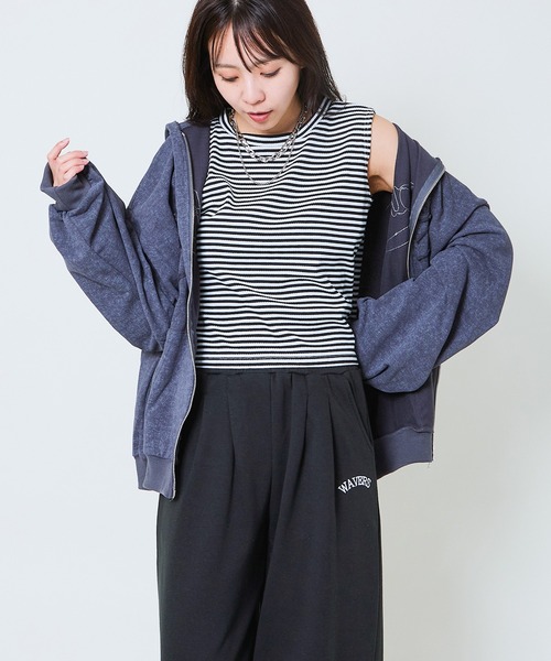 GORGE(ゴージ)の「《短丈×シンプル映え》万能タンク/1枚でもレイヤーでも!(タンクトップ・レディース・ブラック/その他/オフホワイト・F)」の5枚目の写真