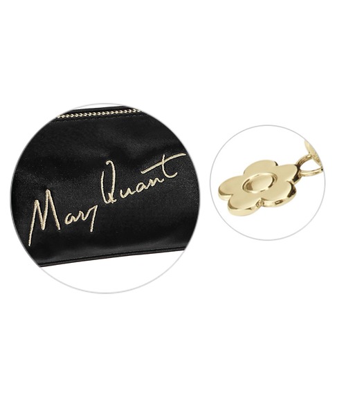 2-5日着 MARY QUANT サインロゴデイジーパッチ バニティポーチ MARY QUANT ポーチ マリークワント mary quant サインロゴ
