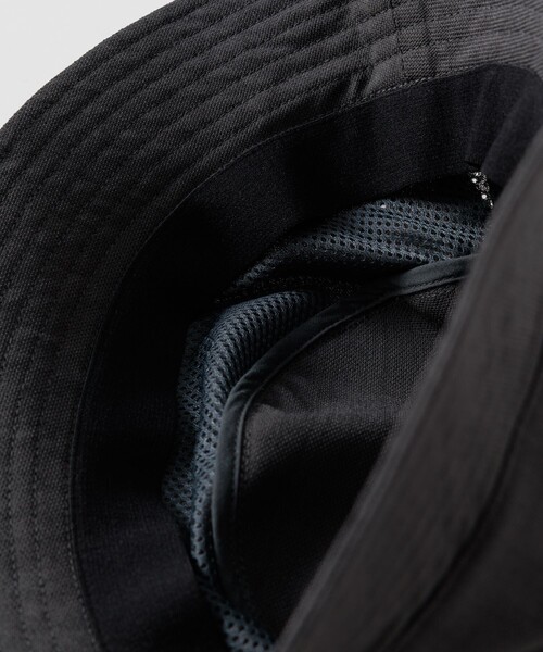 FREAK'S STORE(フリークスストア)の「速乾素材 パッカブル バケットハット リネン風 ホームケア/LINEN LIKE HAT(ハット・メンズ・チャコールグレー/ブラック/オフホワイト・ONE SIZE)」の18枚目の写真