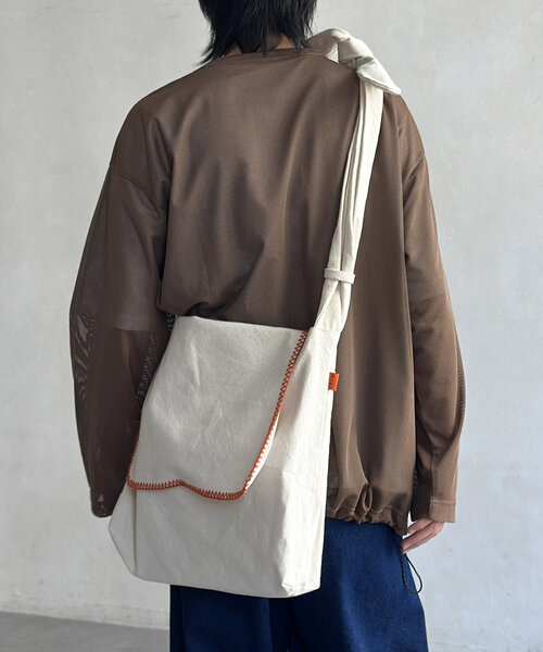 CPCM(シーピーシーエム)の「メッシュロンT(Tシャツ/カットソー・レディース・ブラック/ベージュ/ネイビー・MEDIUM/LARGE)」の15枚目の写真