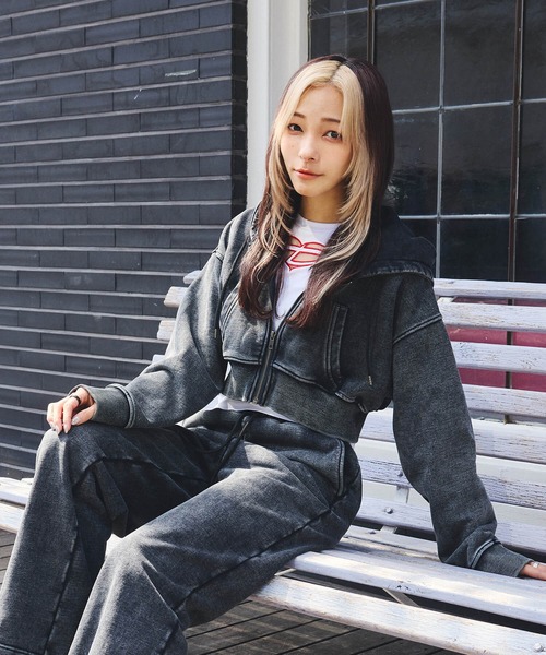 DURAS（デュラス）の「ヴィンテージ加工ショートフーディ（パーカー・レディース・ブルー/ブラック/ベージュ・SMALL/MEDIUM）」の5枚目の写真